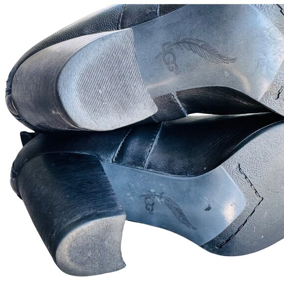 UGG Cobie II Women’s Ankle Boots Booties Black Leather US 9.5 Chelsea Style - Picture 11 of 11